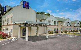 Motel 6 Gordonville Pa
